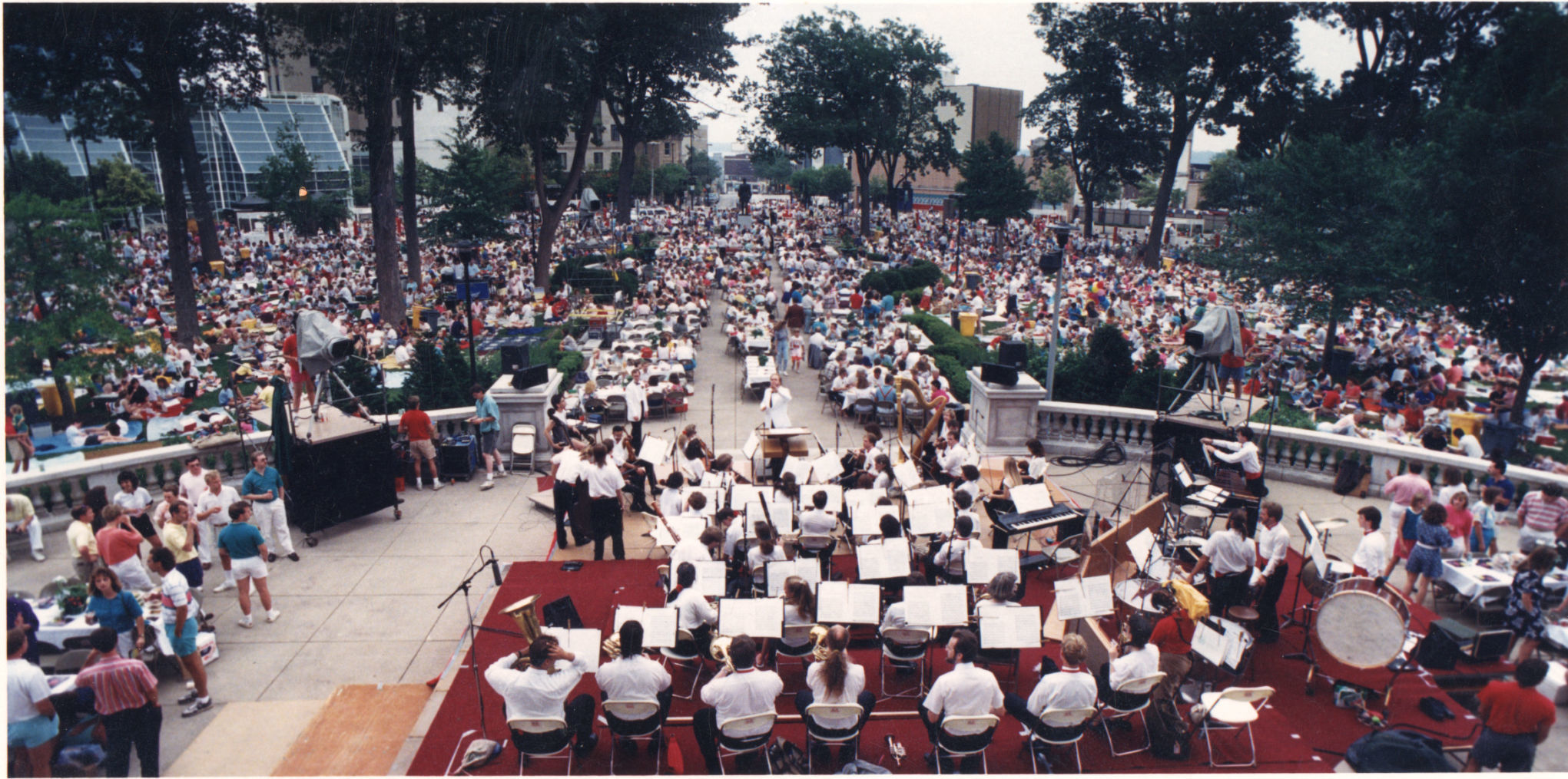 Concerts on the Square 1990